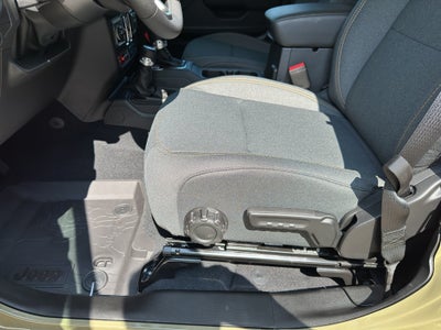 2025 Jeep Wrangler 4–DOOR WILLYS 4X4