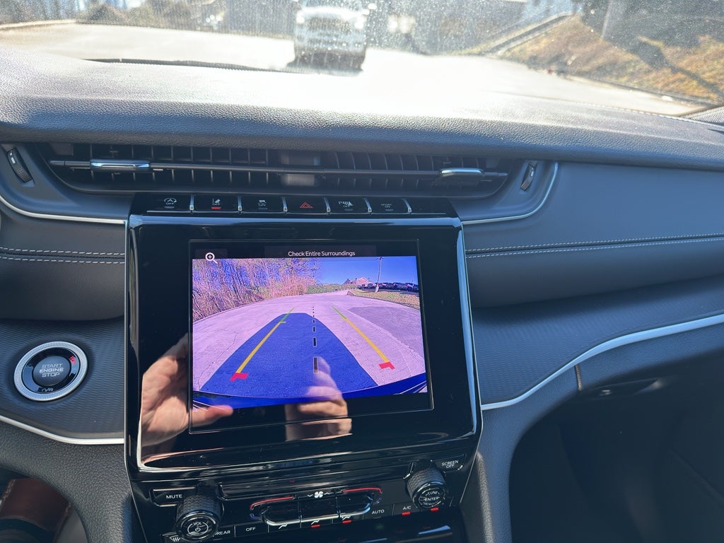 2025 Jeep Grand Cherokee Laredo X