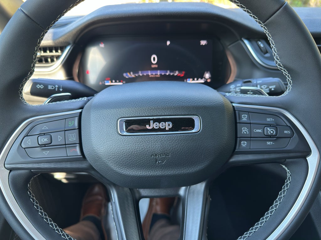 2025 Jeep Grand Cherokee Laredo X