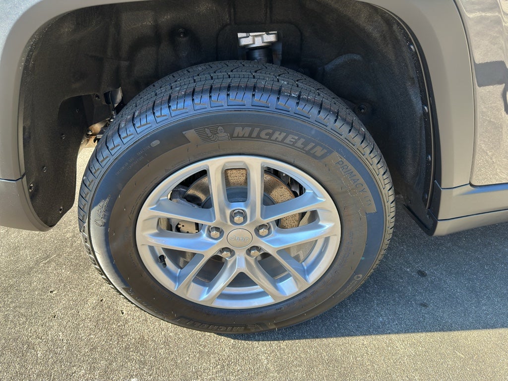 2025 Jeep Grand Cherokee Laredo X