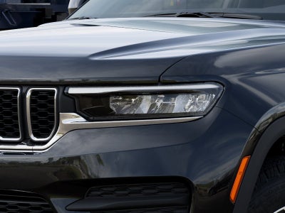 2027 Jeep Grand Cherokee Laredo