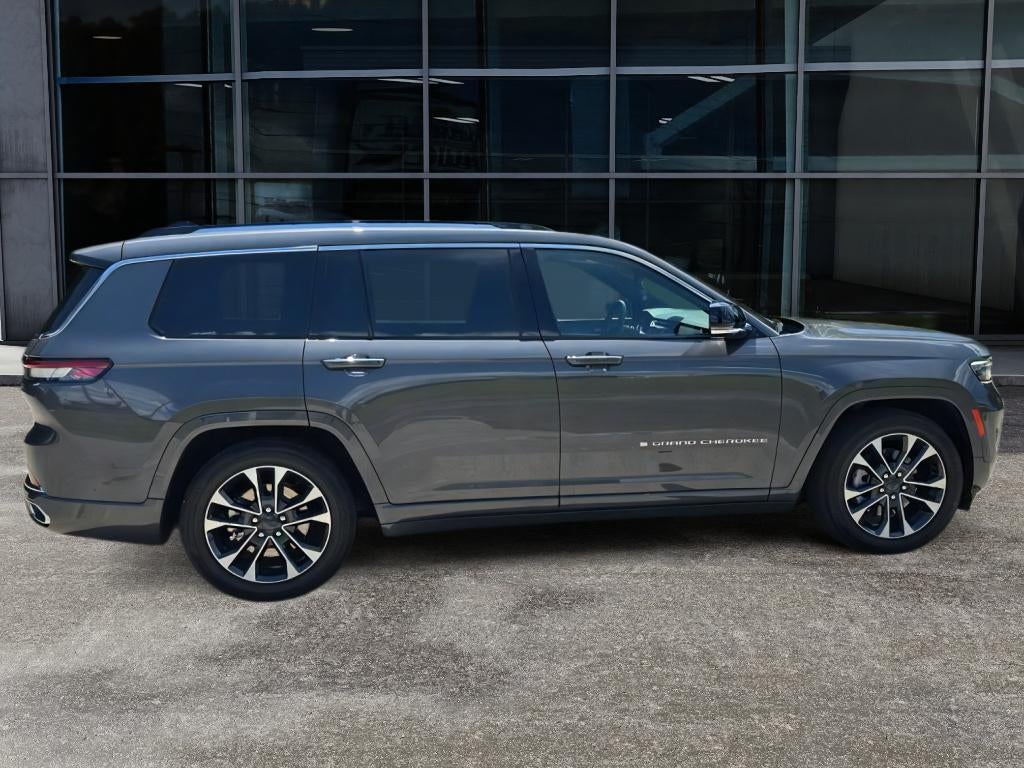 2023 Jeep Grand Cherokee L Overland 4x4