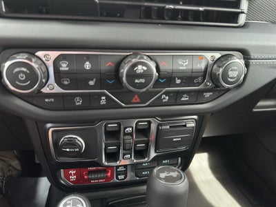 2026 Jeep Wrangler 4 Door Rubicon X 4x4