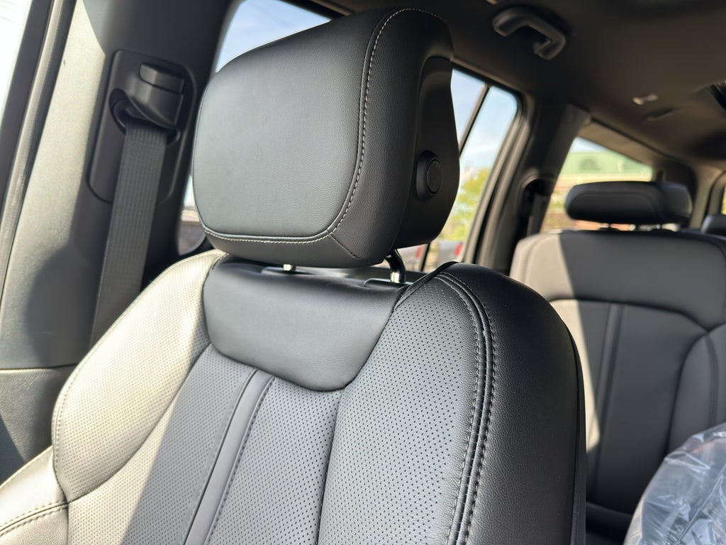 2026 Jeep Grand Wagoneer Upland