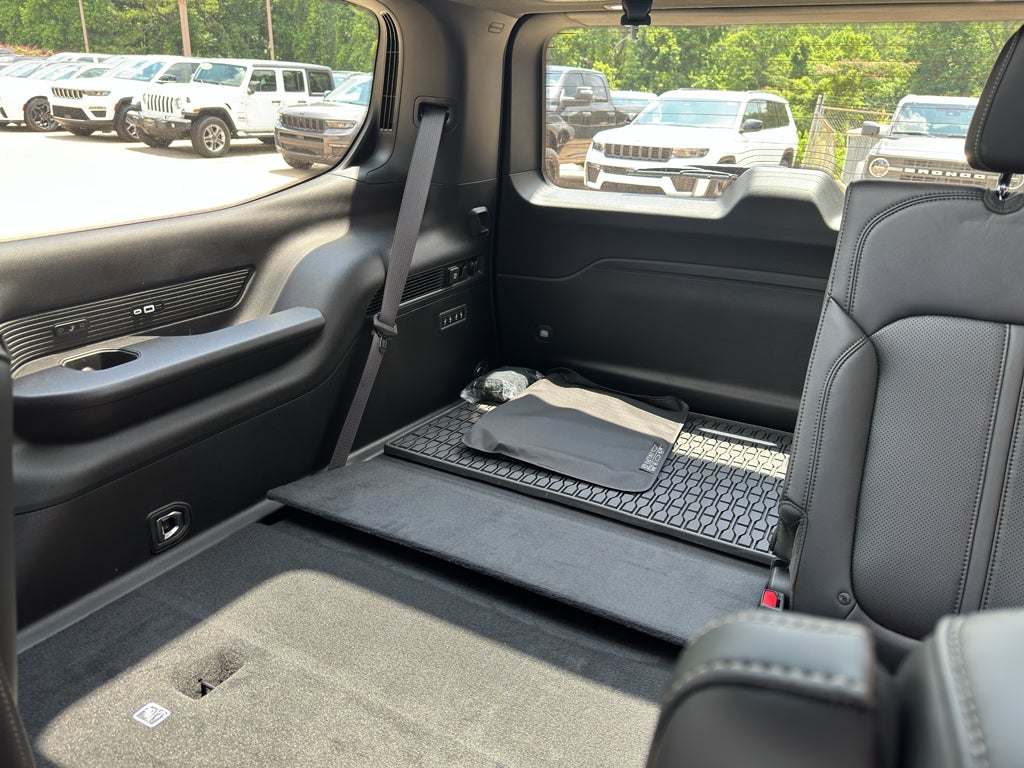2026 Jeep Grand Wagoneer Upland
