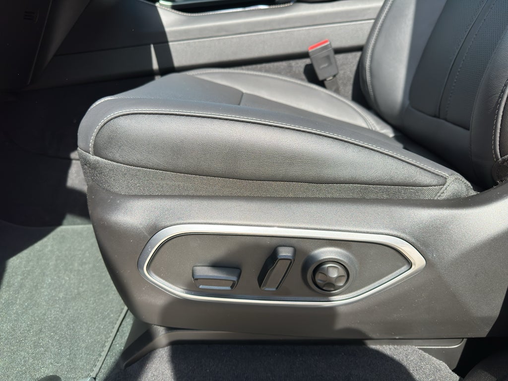 2026 Jeep Grand Wagoneer Limited Reserve 4x4