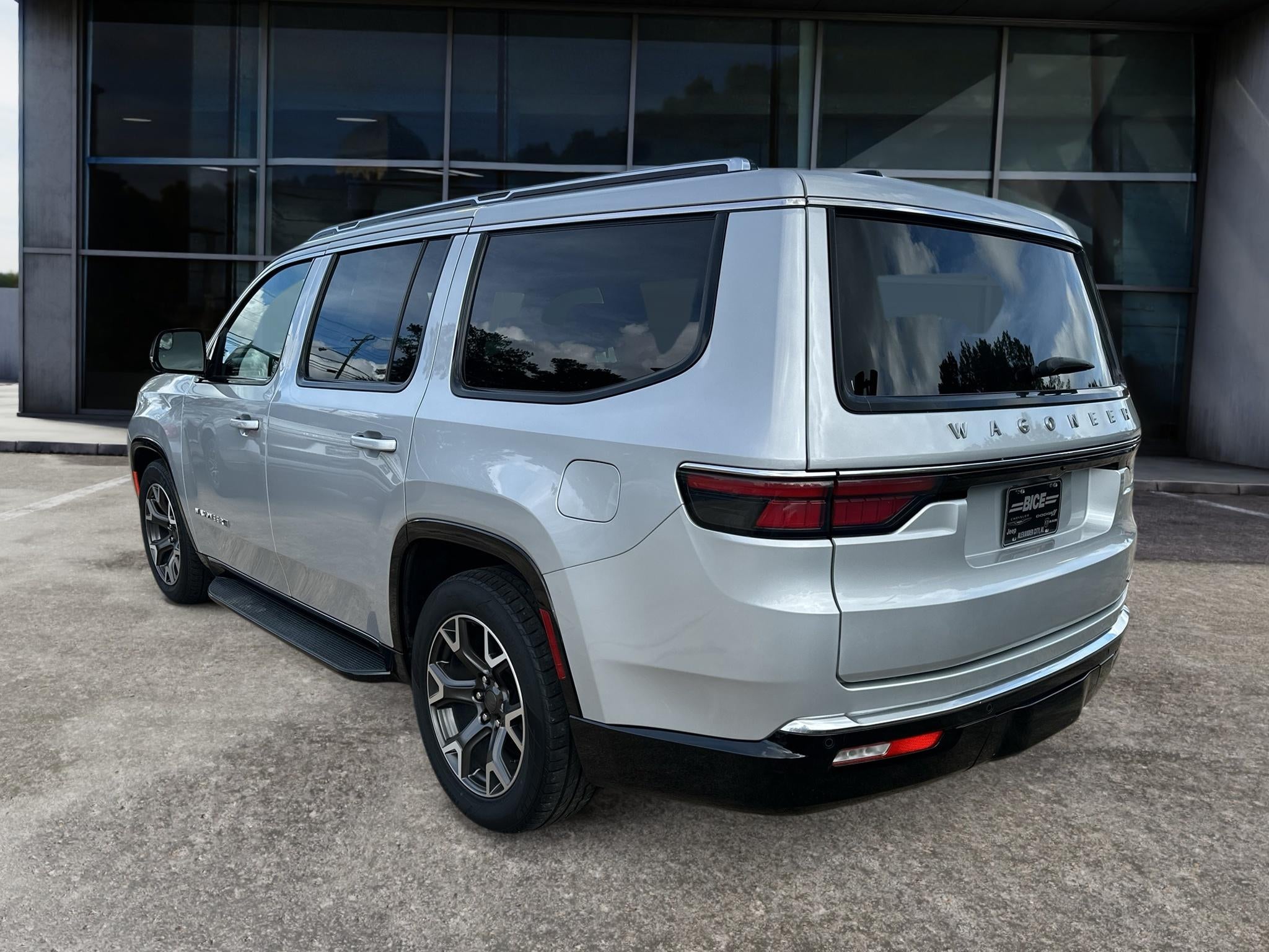 2024 Jeep Wagoneer Series III 4x4