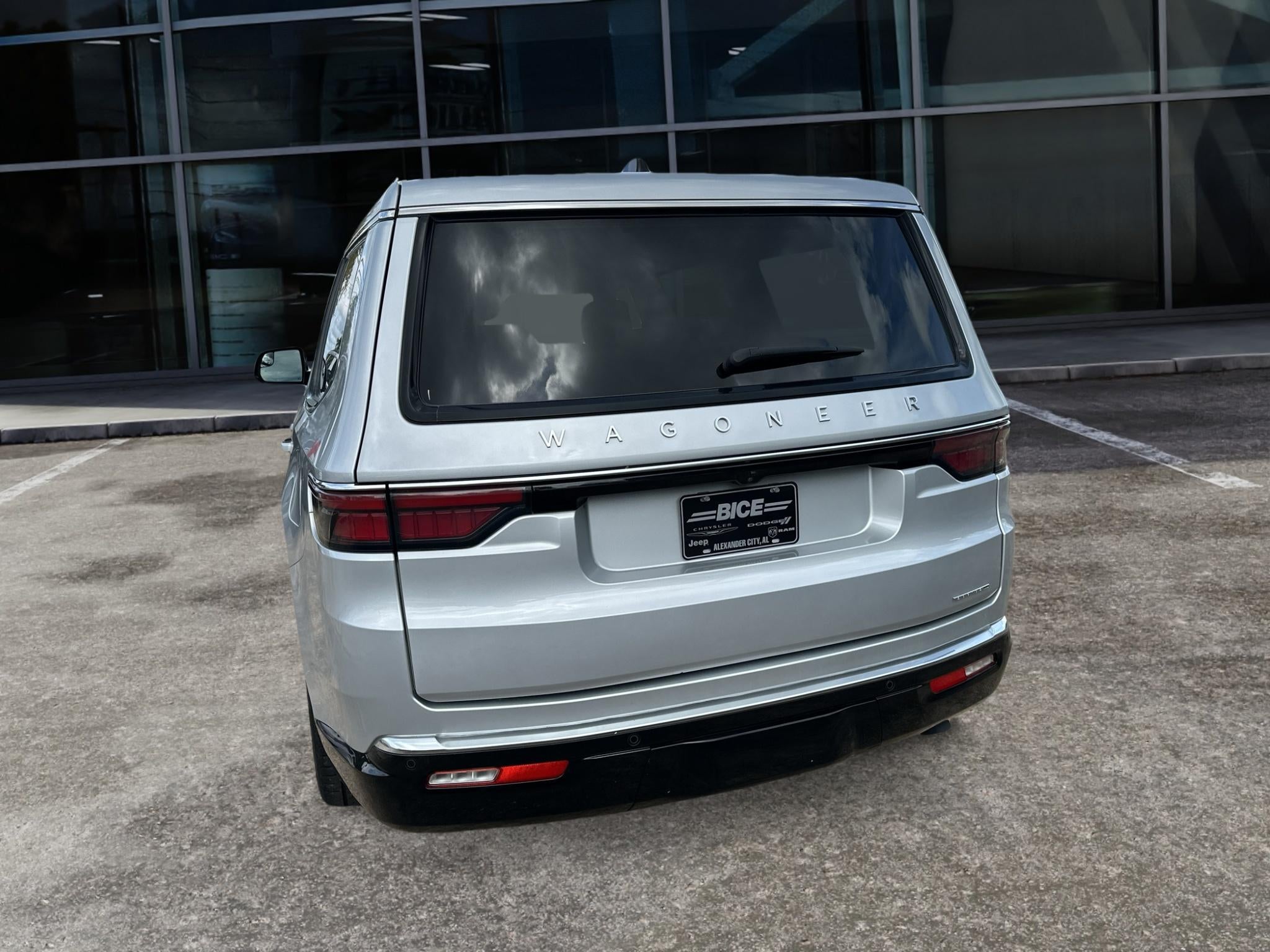 2024 Jeep Wagoneer Series III 4x4