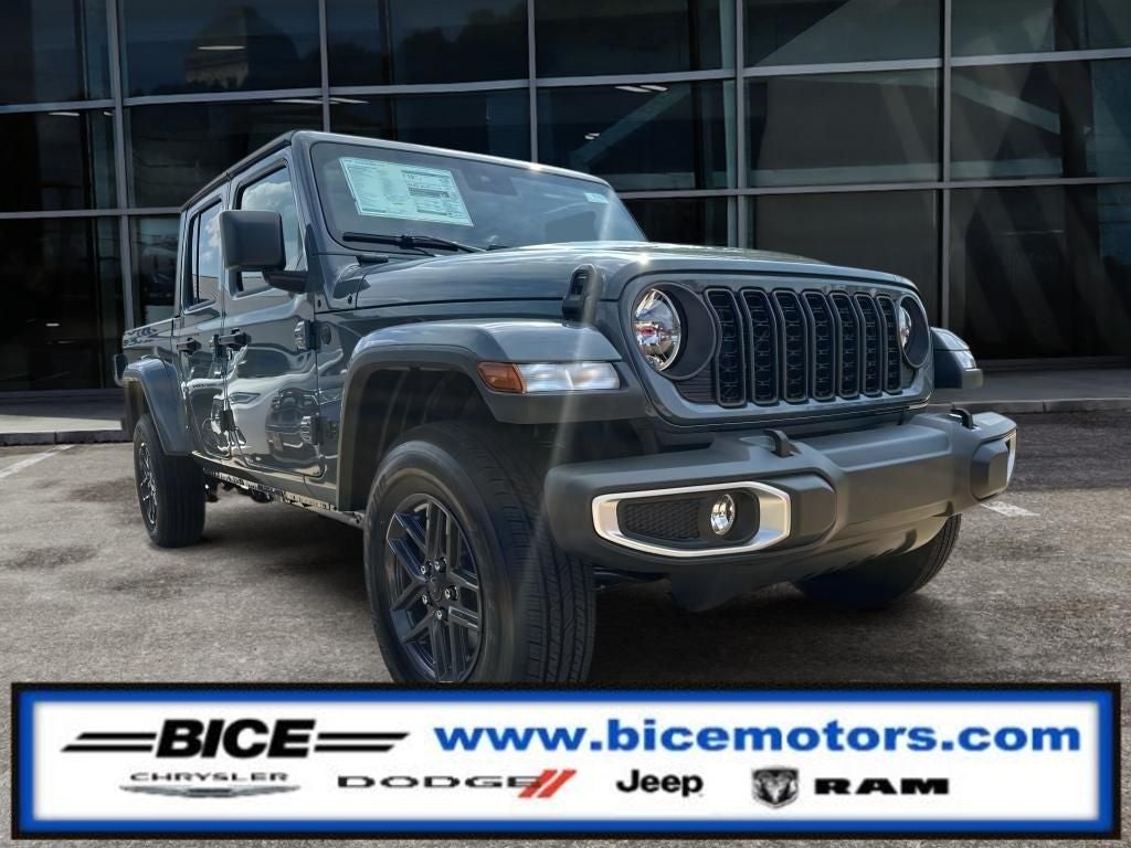 2024 Jeep Gladiator Sport S