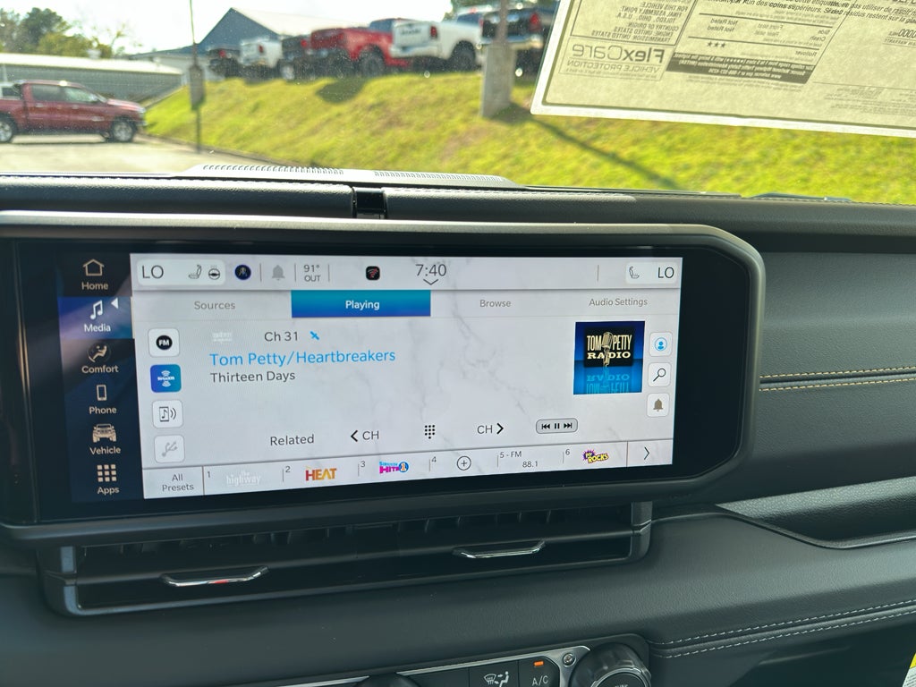 2025 Jeep Gladiator High Tide