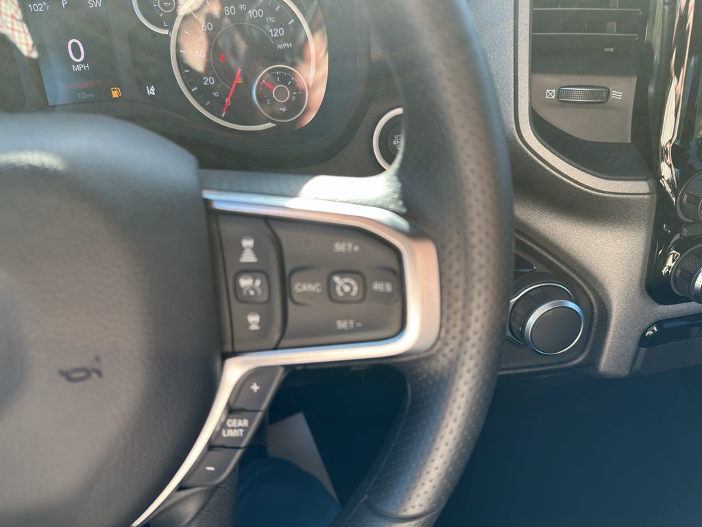 2026 RAM Ram 1500 Express Quad Cab 4x2