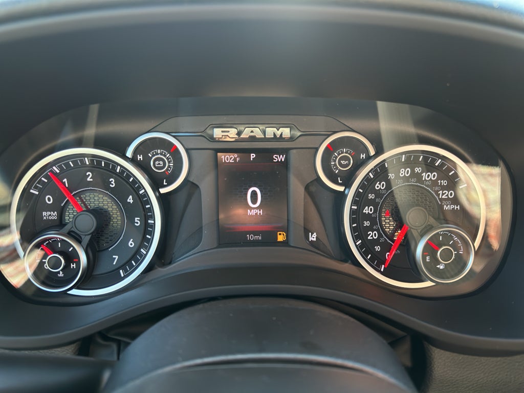 2026 RAM Ram 1500 Express Quad Cab 4x2