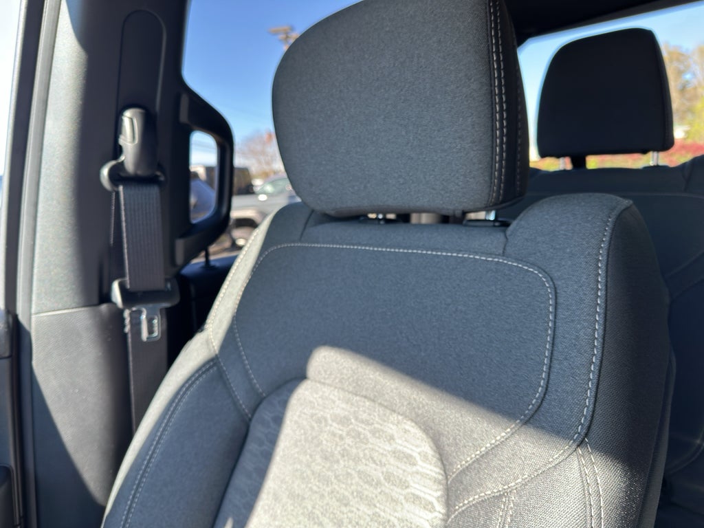 2026 RAM Ram 1500 Express Quad Cab 4x2