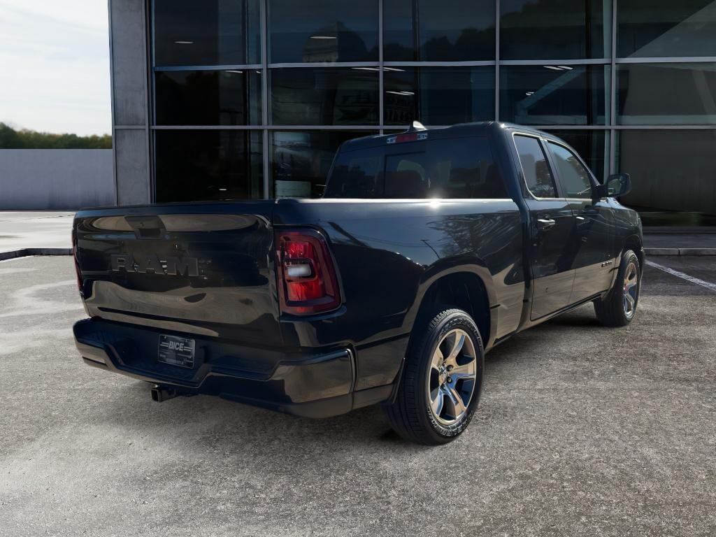 2026 RAM Ram 1500 Express Quad Cab 4x2