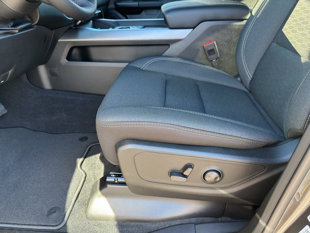 2026 RAM Ram 1500 Big Horn Crew 4x4 Night Edition