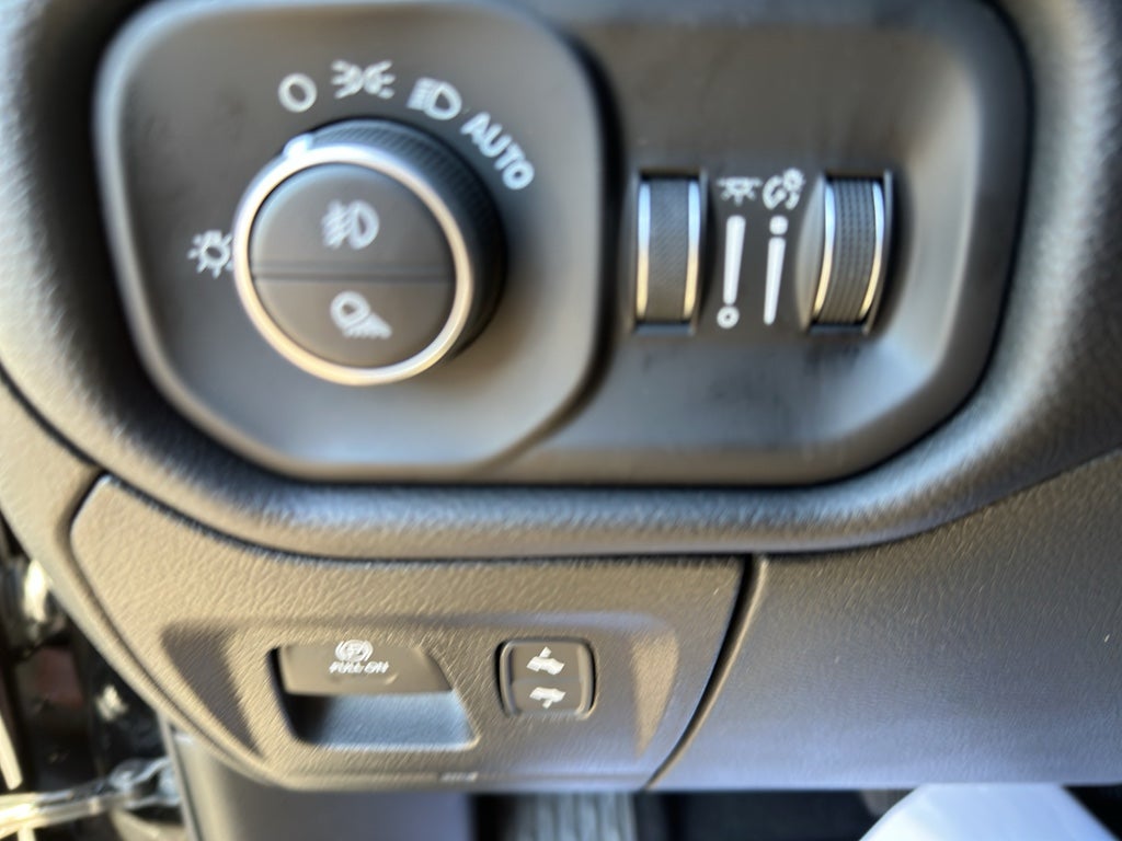 2026 RAM Ram 1500 Big Horn Crew 4x4 Night Edition