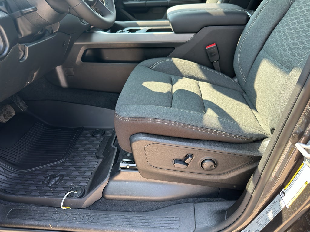 2026 RAM Ram 1500 Big Horn Crew 4x4 Night Edition