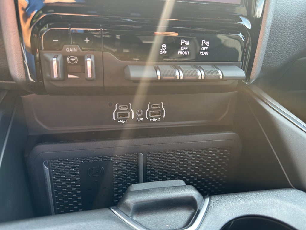 2026 RAM Ram 1500 Big Horn Crew 4x4 Night Edition