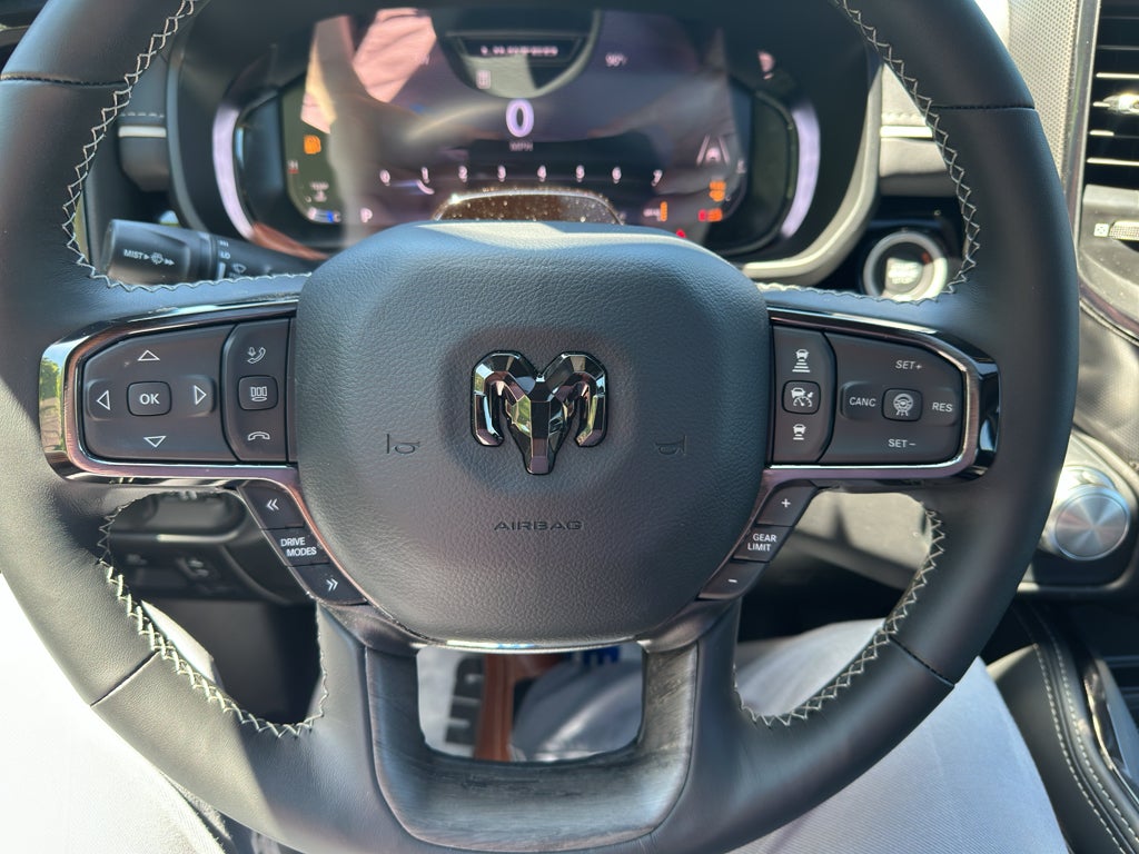 2025 RAM Ram 1500 Limited Crew 4x4