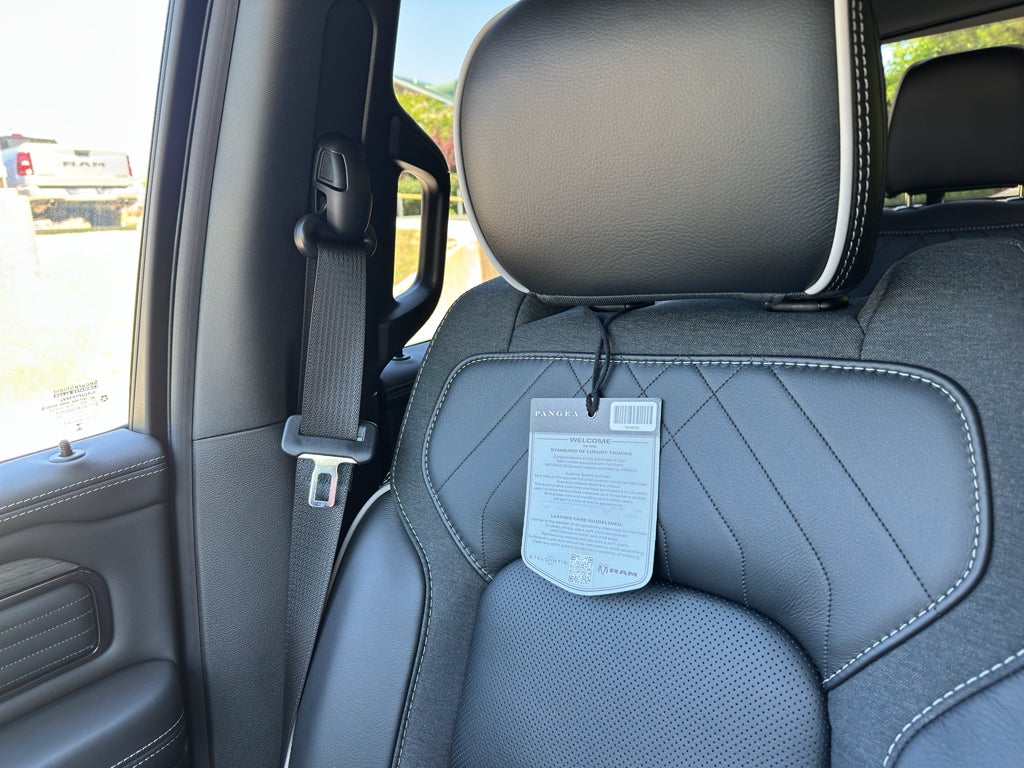 2025 RAM Ram 1500 Limited Crew 4x4