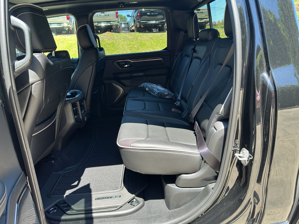 2025 RAM Ram 1500 Limited Crew 4x4