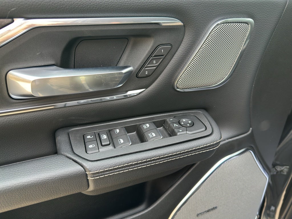 2026 RAM Ram 1500 Laramie Crew 4x4