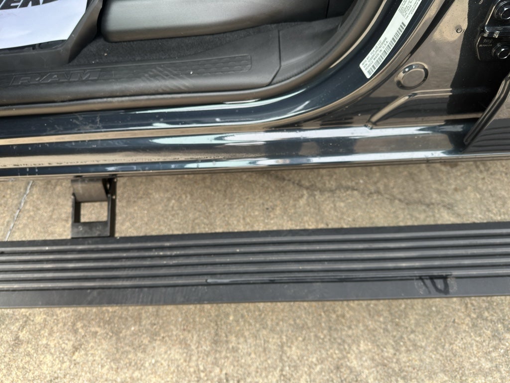 2026 RAM Ram 1500 Laramie Crew 4x4