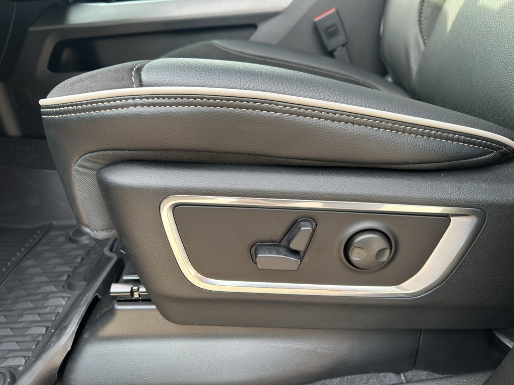 2026 RAM Ram 1500 Laramie Crew 4x4