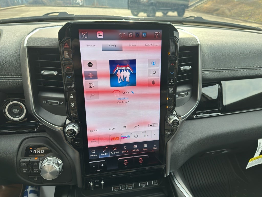 2026 RAM Ram 1500 Laramie Crew 4x4