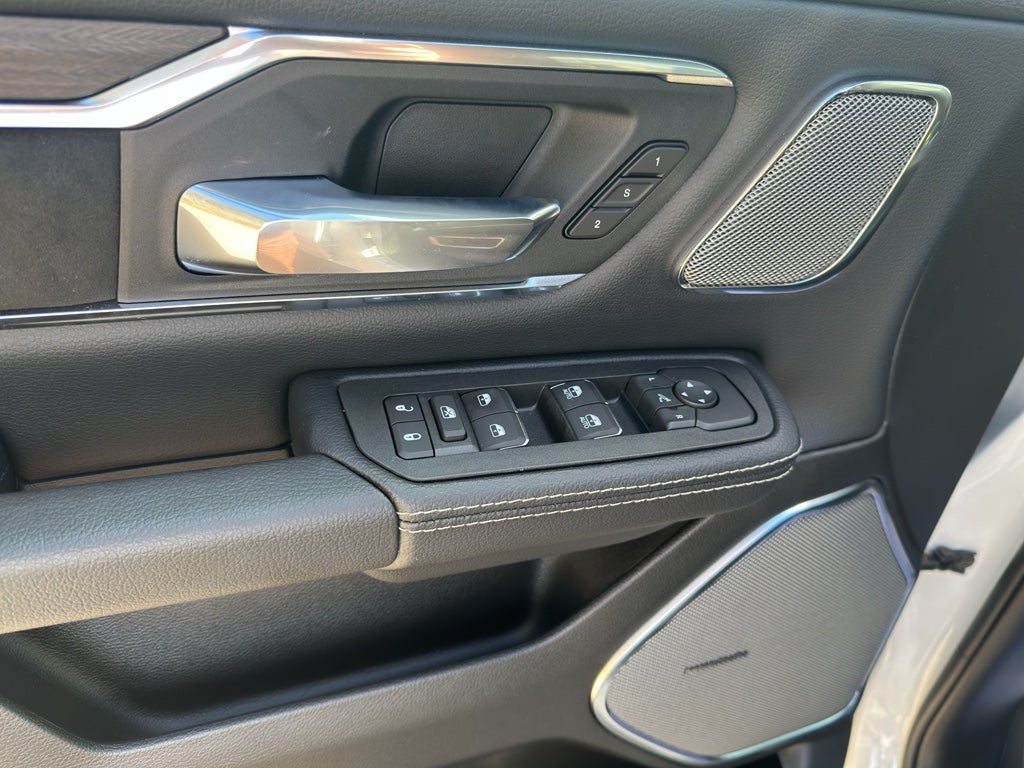 2026 RAM Ram 1500 Laramie Crew 4x4