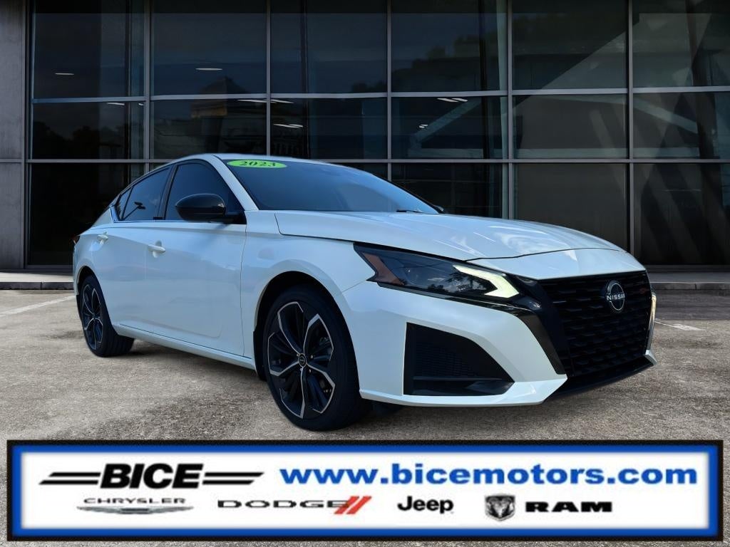2023 Nissan Altima 2.5 SR