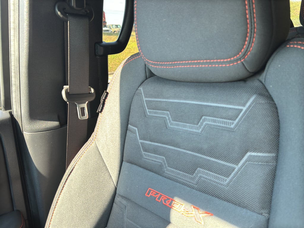 2022 Nissan Frontier PRO-X