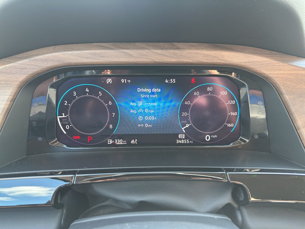 2025 Volkswagen Atlas 2.0T SE w/Technology