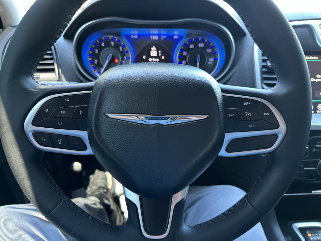 2023 Chrysler 300 Touring L