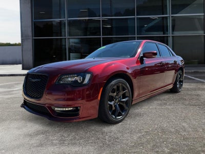 2023 Chrysler 300 Touring L