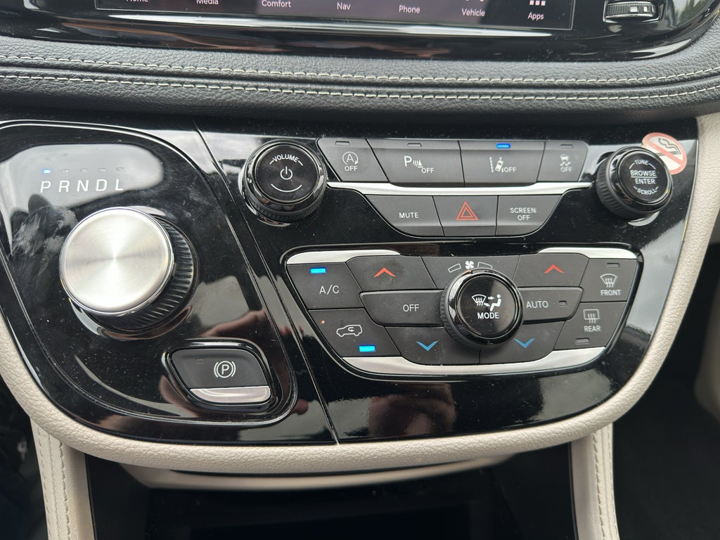 2023 Chrysler Pacifica Limited