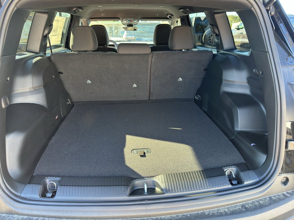 2026 Jeep Cherokee Laredo 4x4