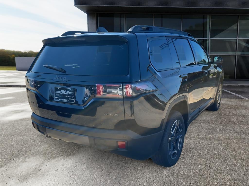 2026 Jeep Cherokee Laredo 4x4