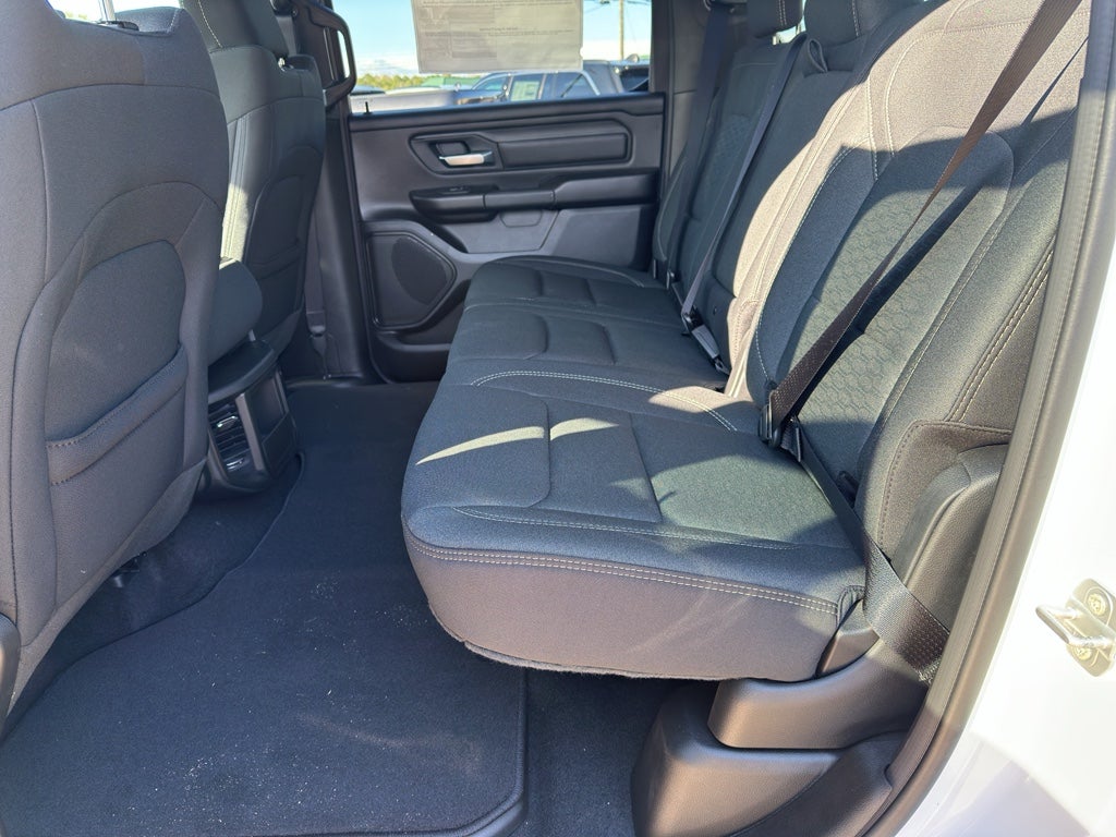 2025 RAM Ram 1500 Tradesman EXPRESS CREW CAB 4X2