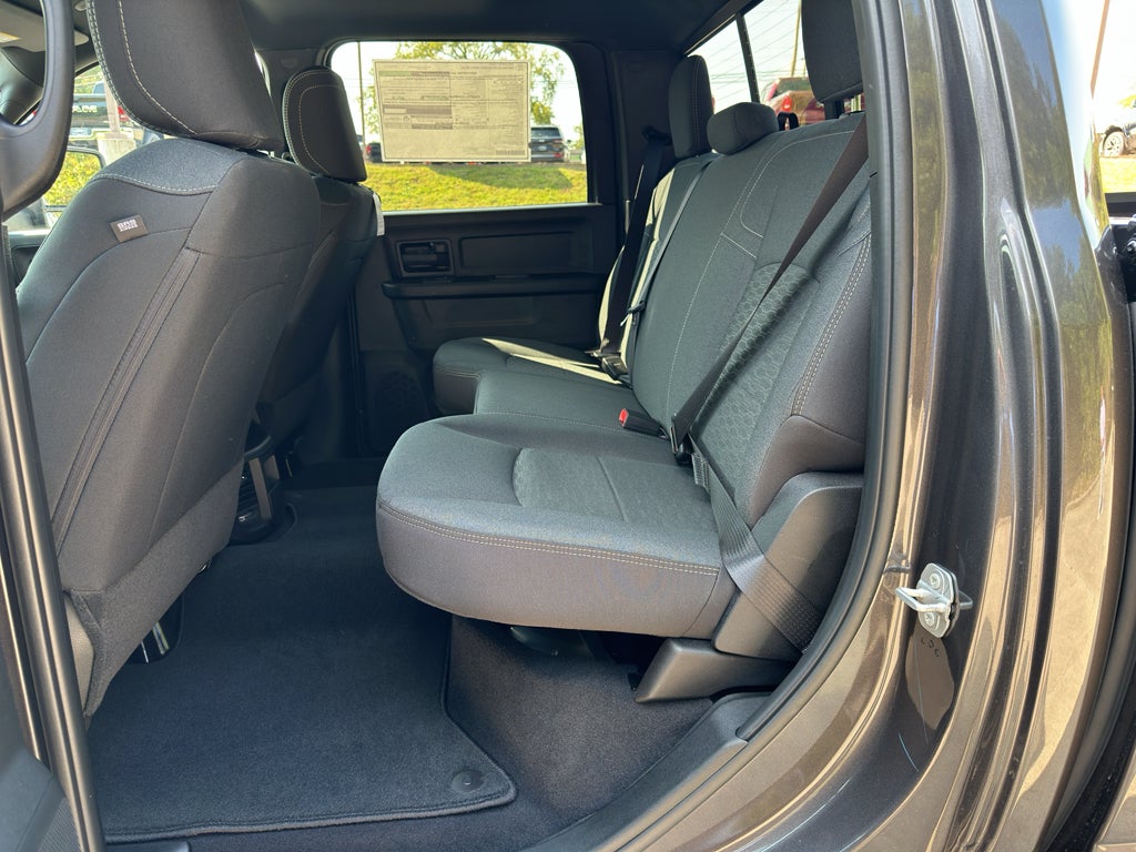 2026 RAM Ram 2500 Tradesman Black Express Crew 4x4