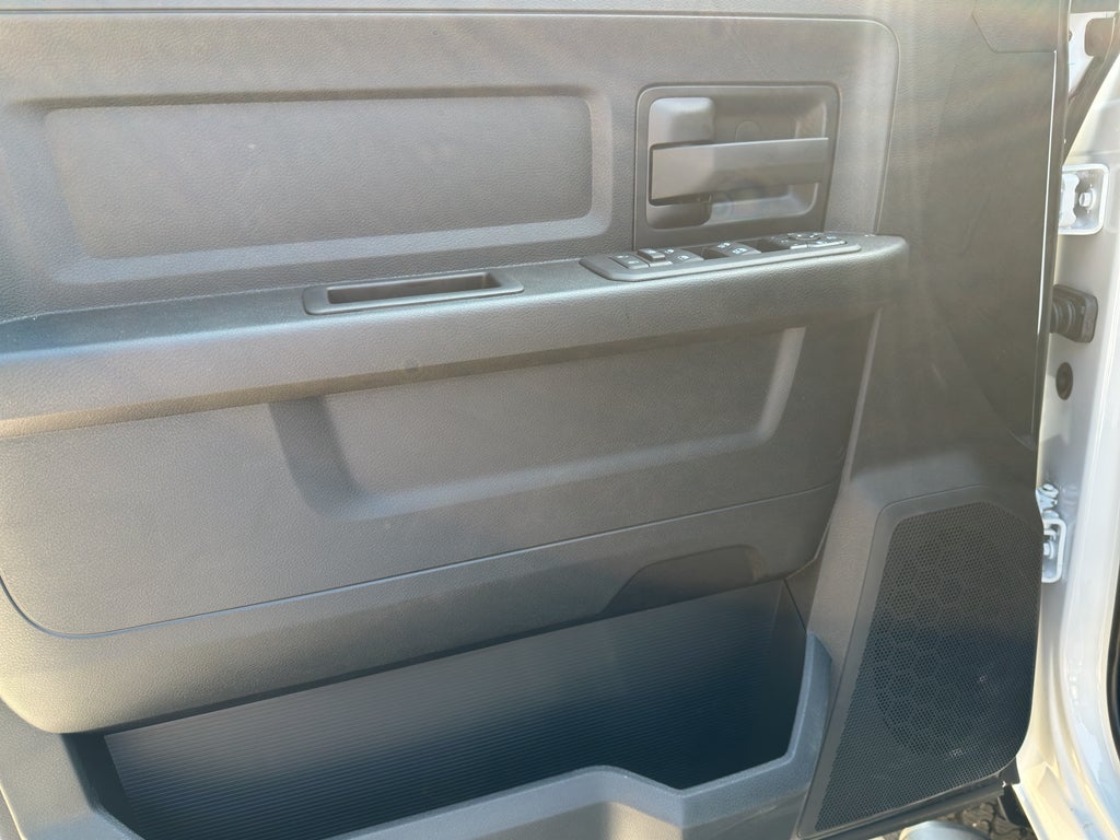 2026 RAM Ram 2500 Tradesman Black Express Crew 4x4