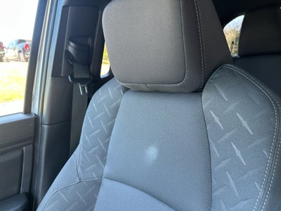 2025 Toyota Tacoma 4WD SR5