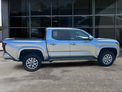 2025 Toyota Tacoma 4WD SR5