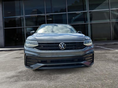 2022 Volkswagen Tiguan SE R-Line Black