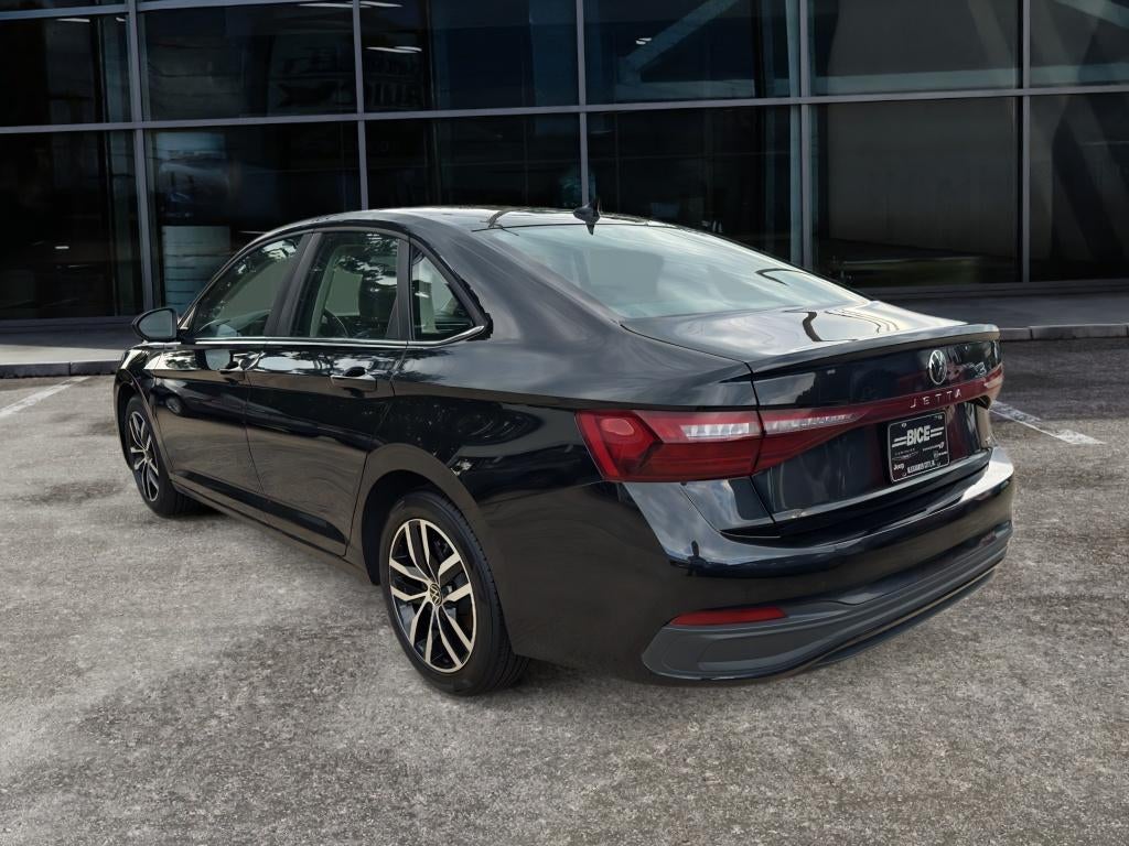 2025 Volkswagen Jetta SE