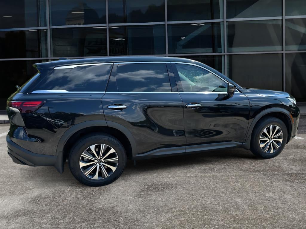 2025 INFINITI QX60 PURE