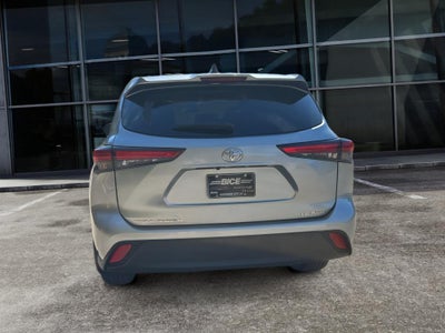 2023 Toyota Highlander LE