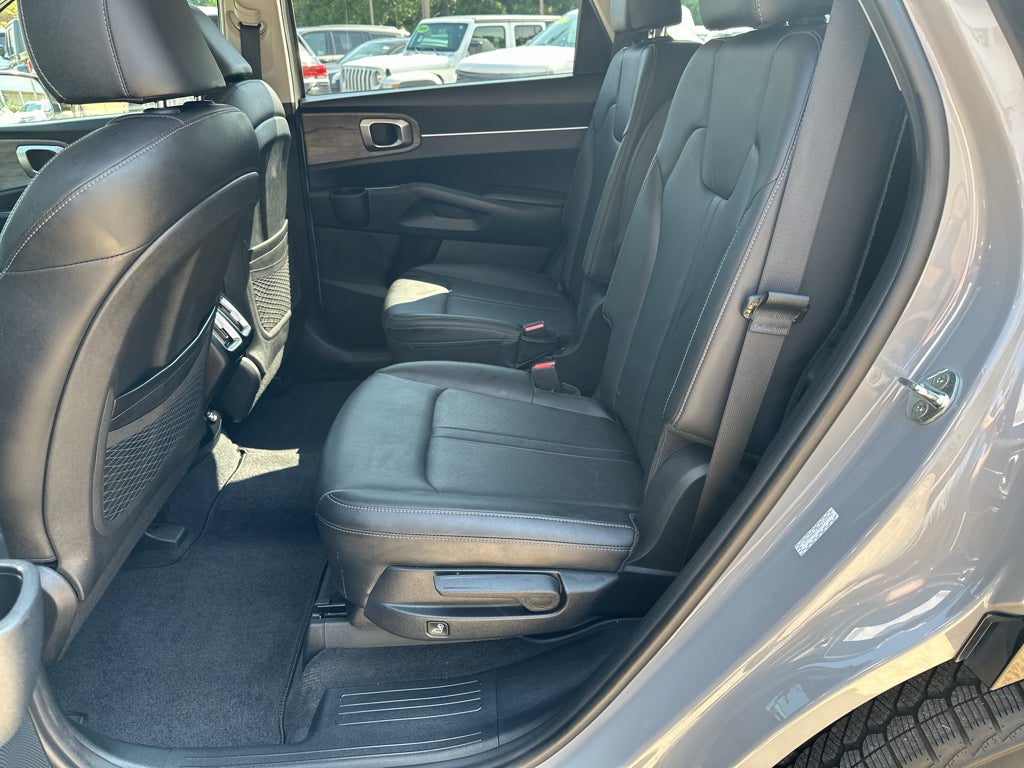 2022 Kia Sorento EX