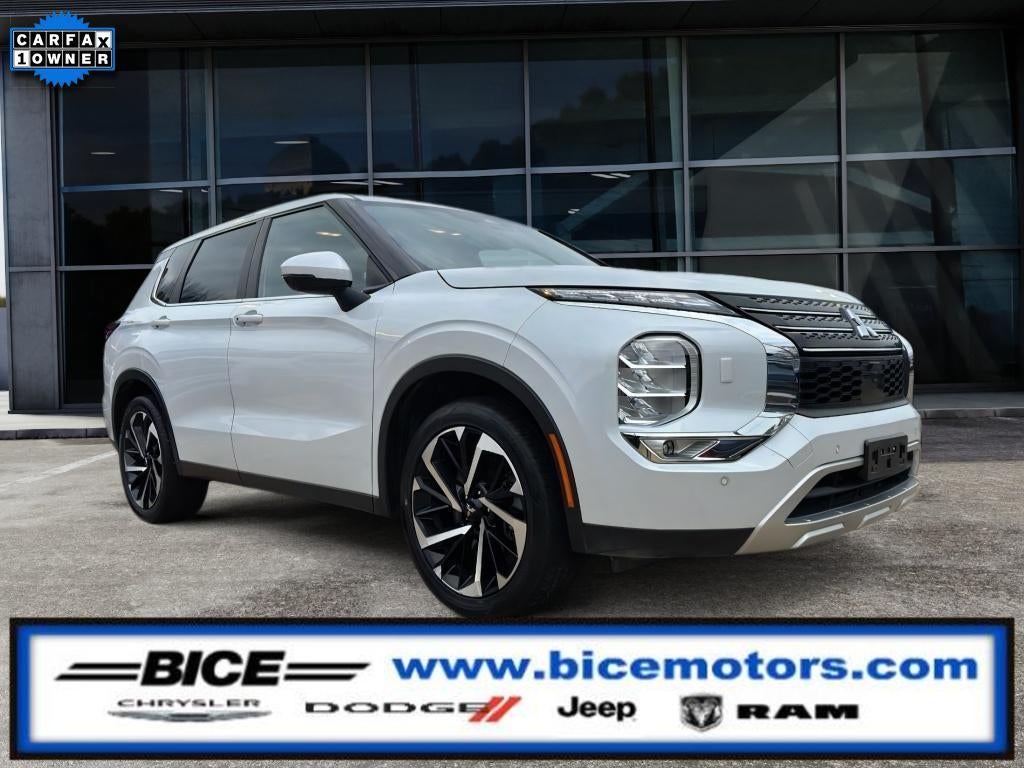 2023 Mitsubishi Outlander SE Black Edition