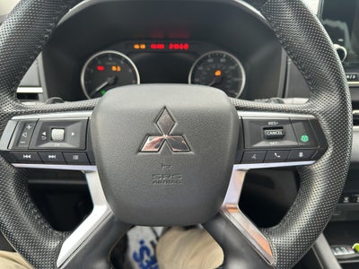2023 Mitsubishi Outlander SE Black Edition